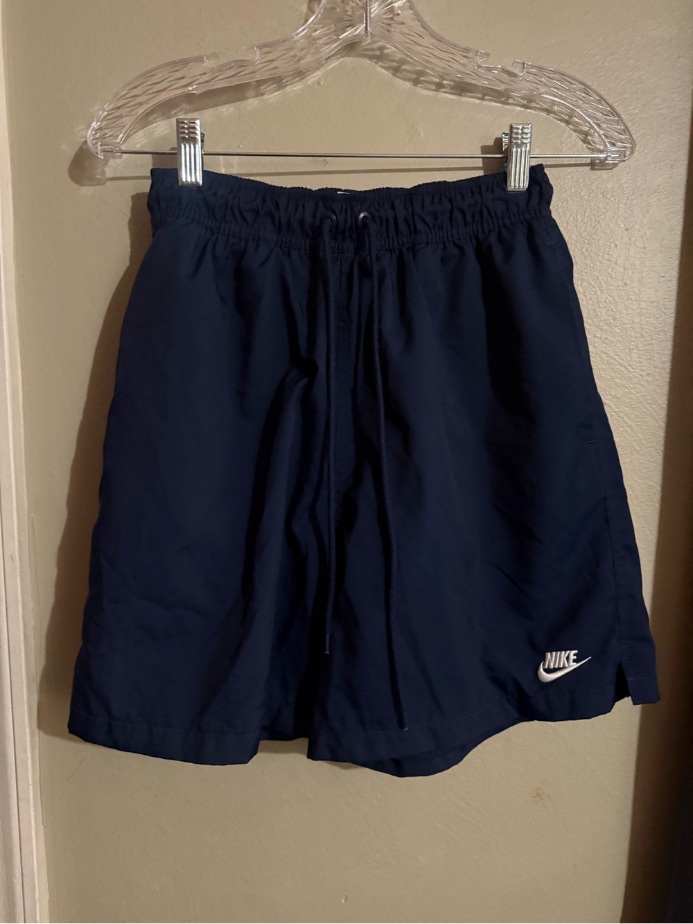 Nike Men’s Navy Athletic Shorts small
